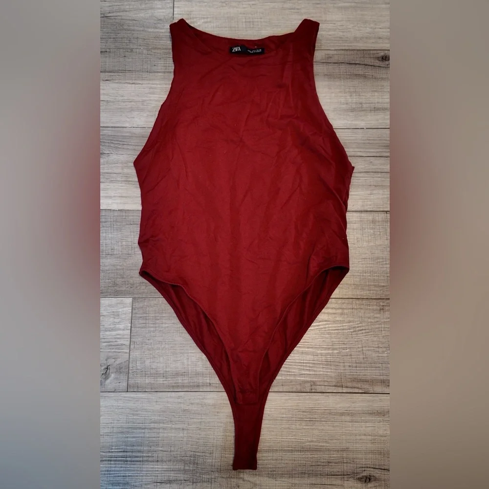 Zara RedBurgundy Stretch Sleeveless Bodysuit L Lined Snap Closure Work or Casual